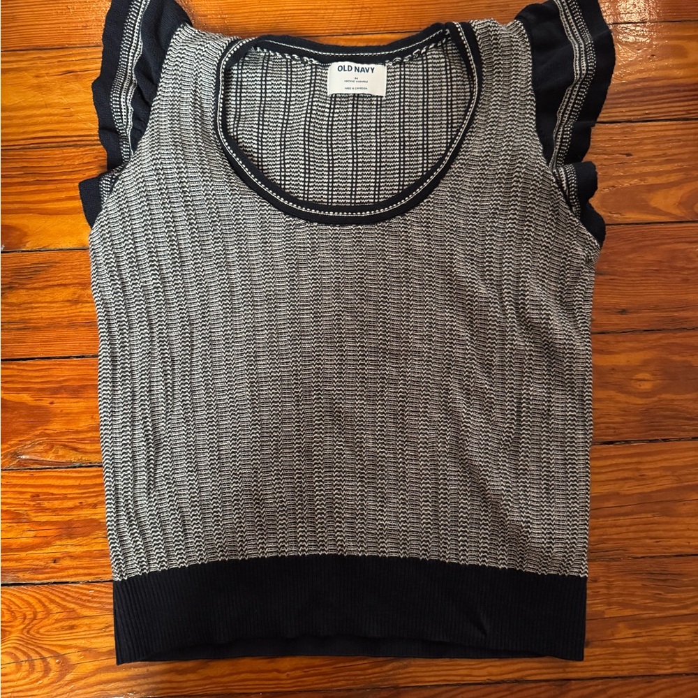 3 for $10 Old Navy Monochrome Ruffle Sleeve Top